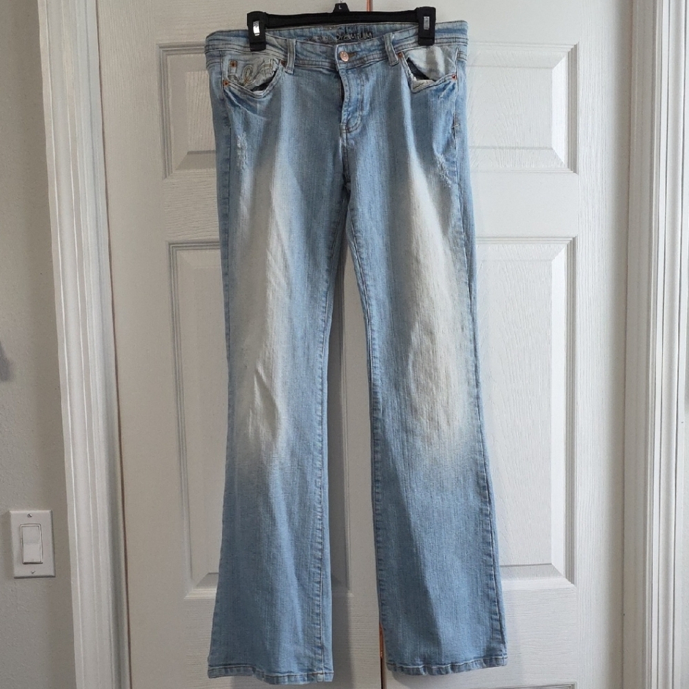 Refuge Premium Denim Jeans